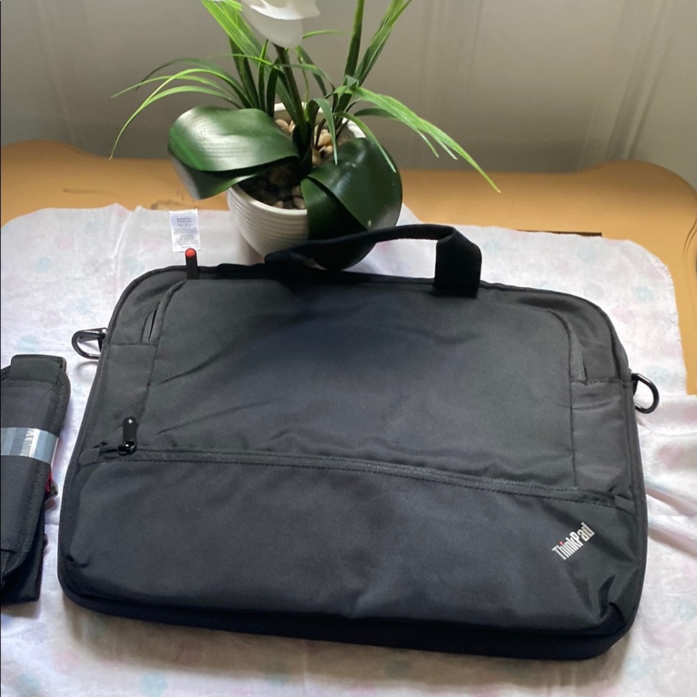 Think! Black Professional Laptop Bag